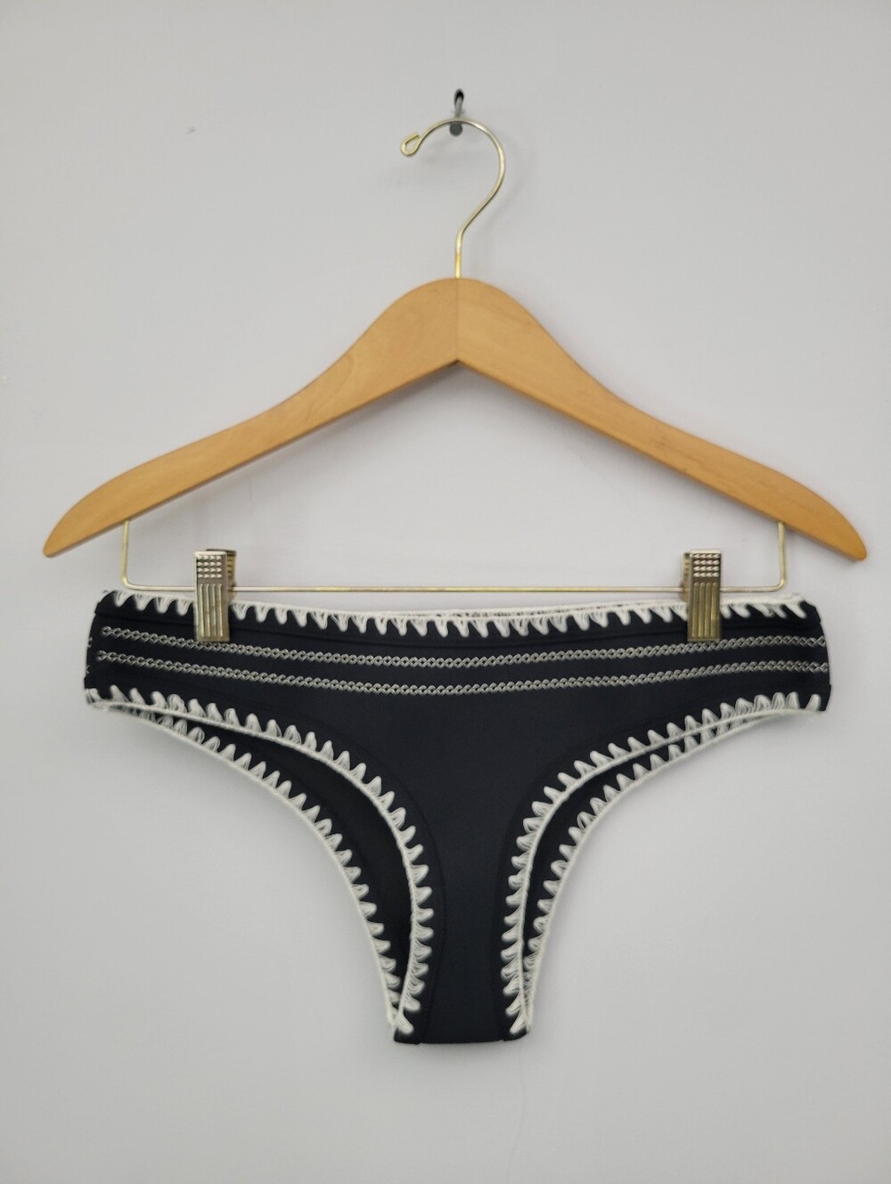 Flora Vogue Neoprene Stitched Black Bikini Bottom Sz Large